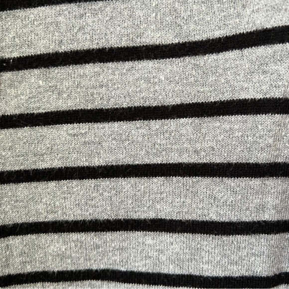 Madewell Pullover Sweater V Neck Stripes Womens Size Small - Picture 2 of 7